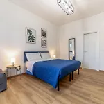 Lorena Cozy - Ospedale Gemelli - Wifi Rome