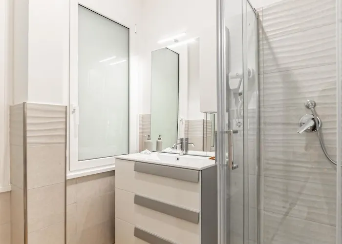 Lorena Cozy - Ospedale Gemelli - Wifi Affittacamere Roma